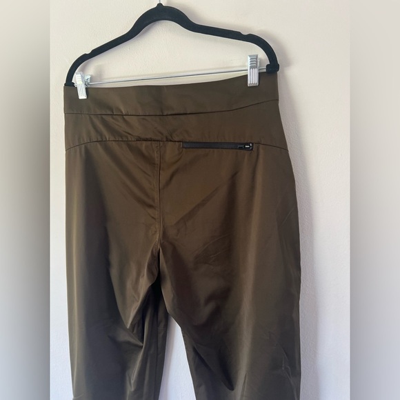 Athleta Radiant Jogger Olive Green Pants Satin Athletic Pants Size 10 - Picture 7 of 10